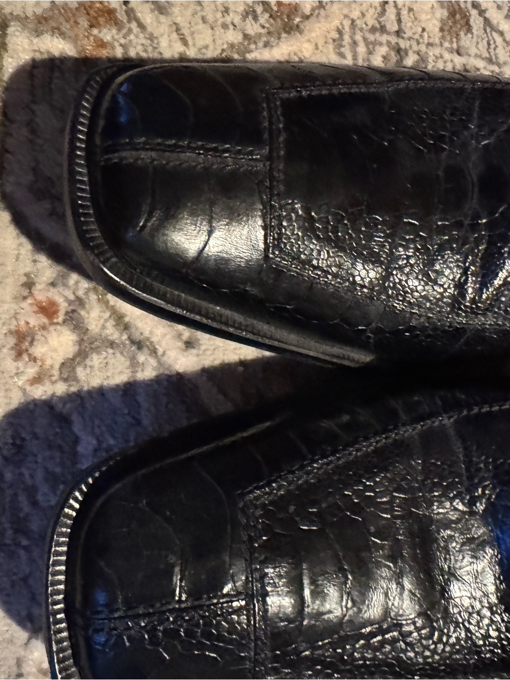 Men's Black Croc-Embossed Slip-On Loafers